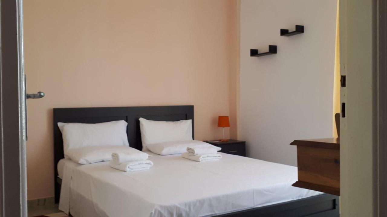 Katerina Apartments Каламата Екстер'єр фото