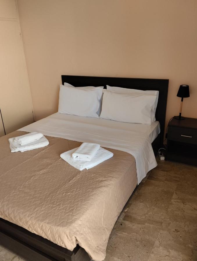 Katerina Apartments Каламата Екстер'єр фото