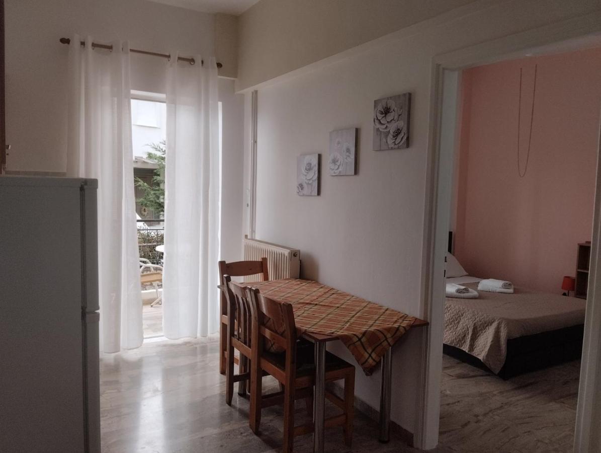 Katerina Apartments Каламата Екстер'єр фото