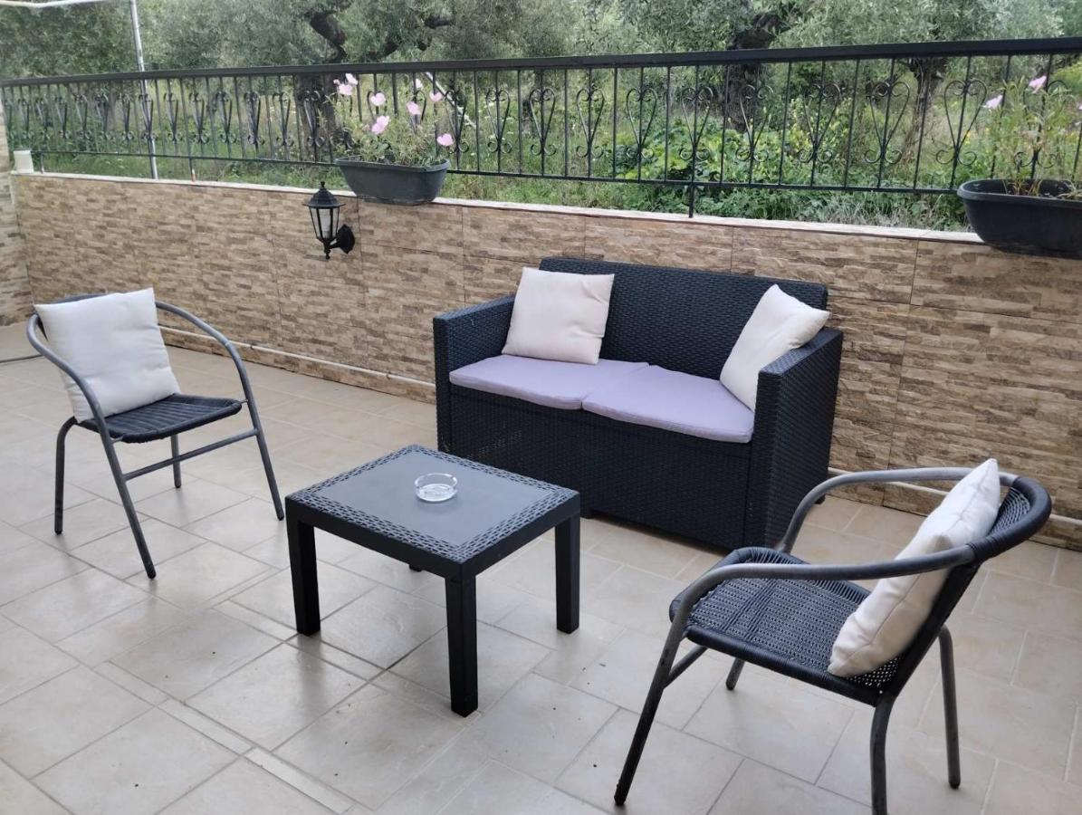 Katerina Apartments Каламата Екстер'єр фото