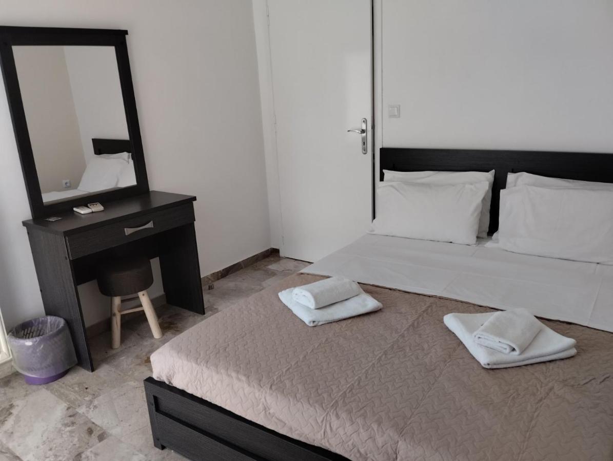 Katerina Apartments Каламата Екстер'єр фото