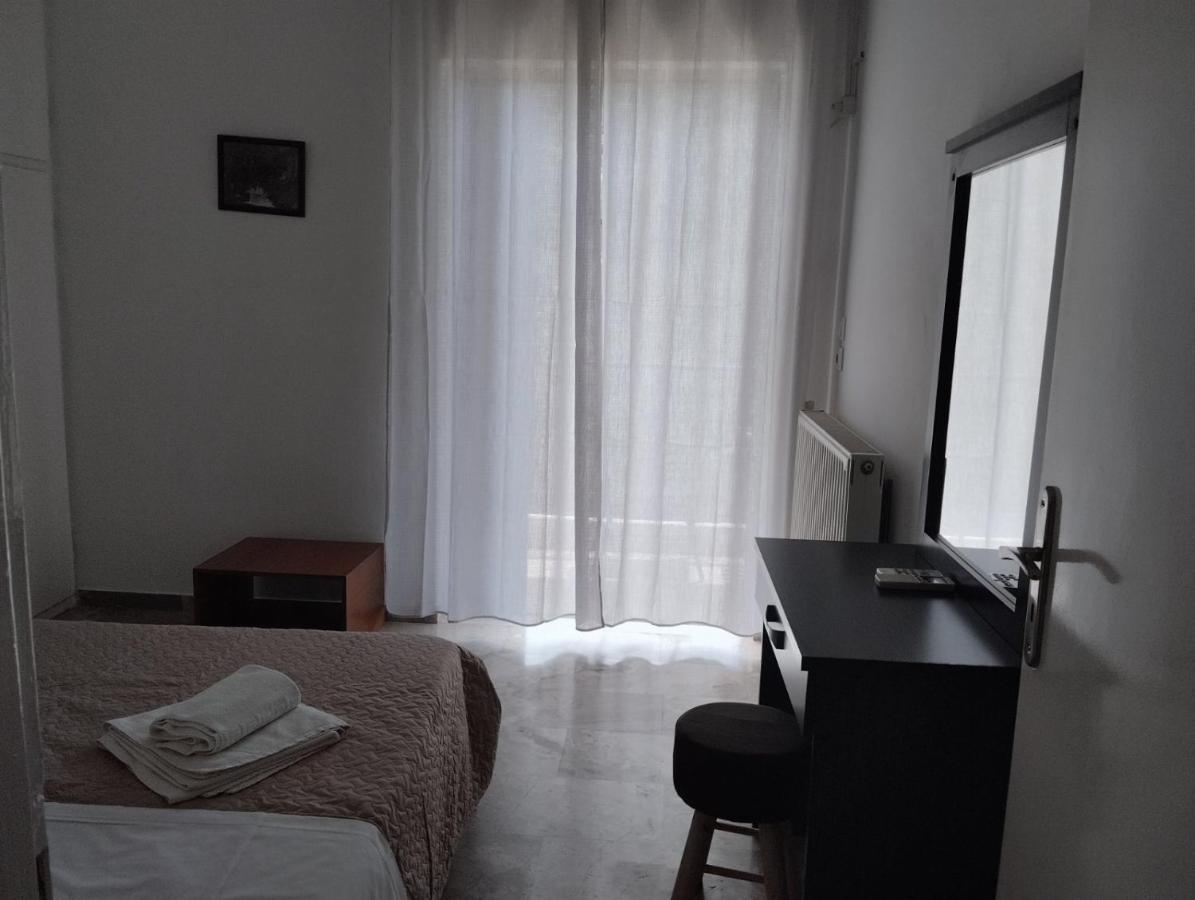 Katerina Apartments Каламата Екстер'єр фото