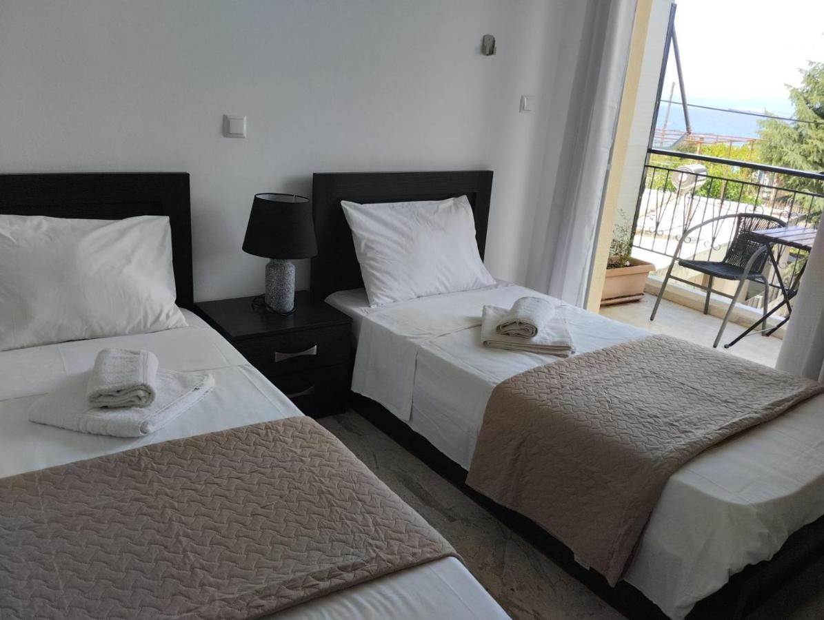 Katerina Apartments Каламата Екстер'єр фото