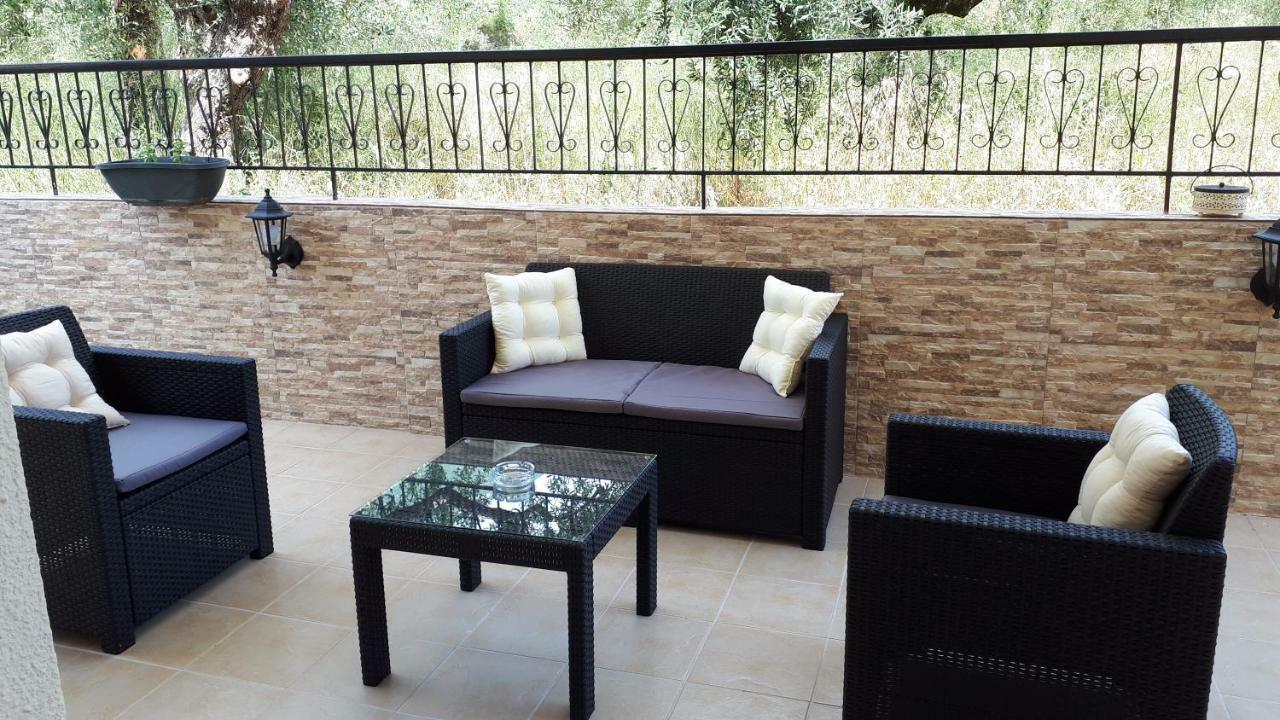 Katerina Apartments Каламата Екстер'єр фото